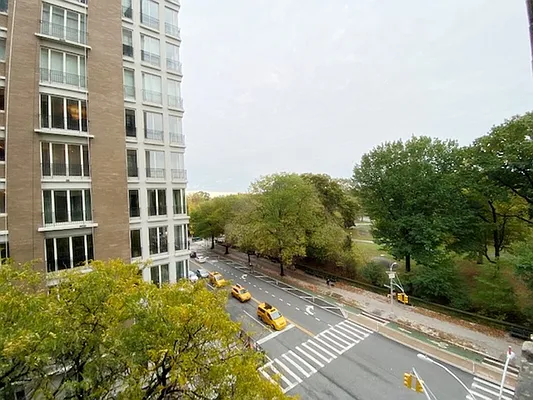 Rented by Rachel Realty | media 12