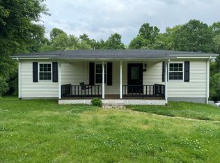 11063 Old Highway 52, Westmoreland, TN 37186