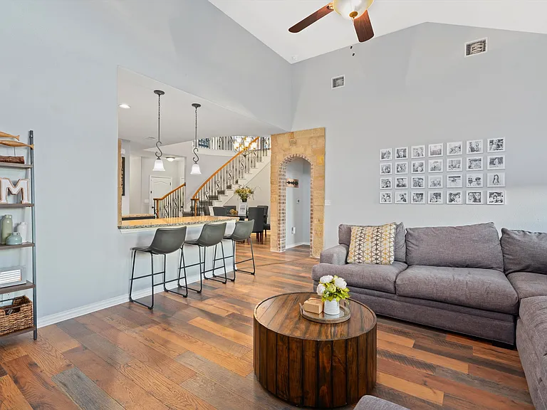 8234 Angelo Loop — Photo 7