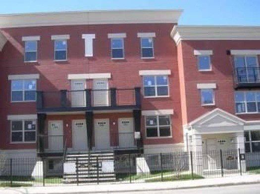 1st image of 324 S Western Ave #1A