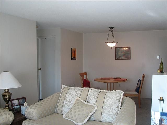 Living and Dining Area