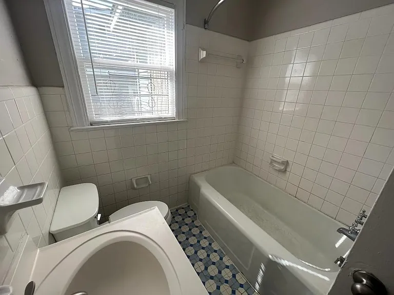 142 Avant Ave — Photo 13