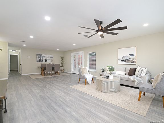 4th image of 13315 GREENSTONE