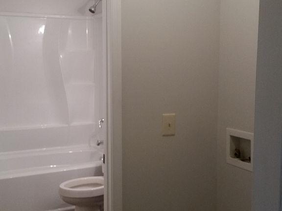 5th image of 140 Glen St
