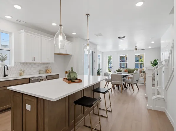 11339 S Lake Run Rd W, South Jordan, UT 84009