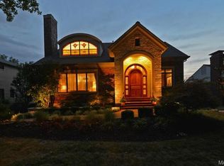 201 N Forsyth Blvd, Saint Louis, MO 63105