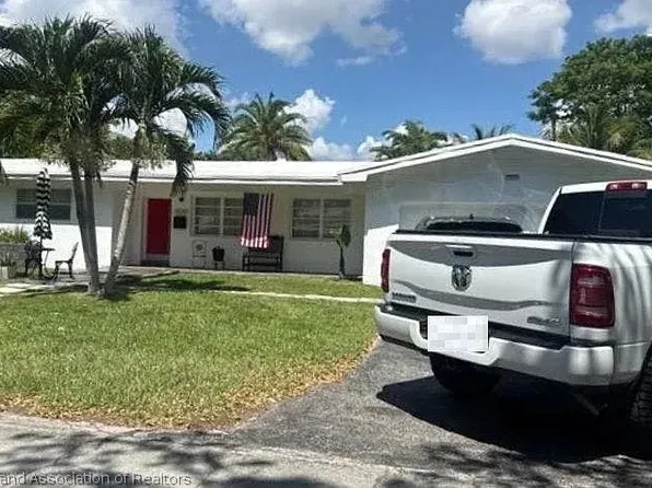 15060 SW 80th Ave, Palmetto Bay, FL 33158