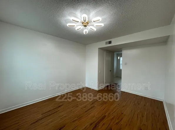 1511 Cristy Dr APT E, Baton Rouge, LA 70815