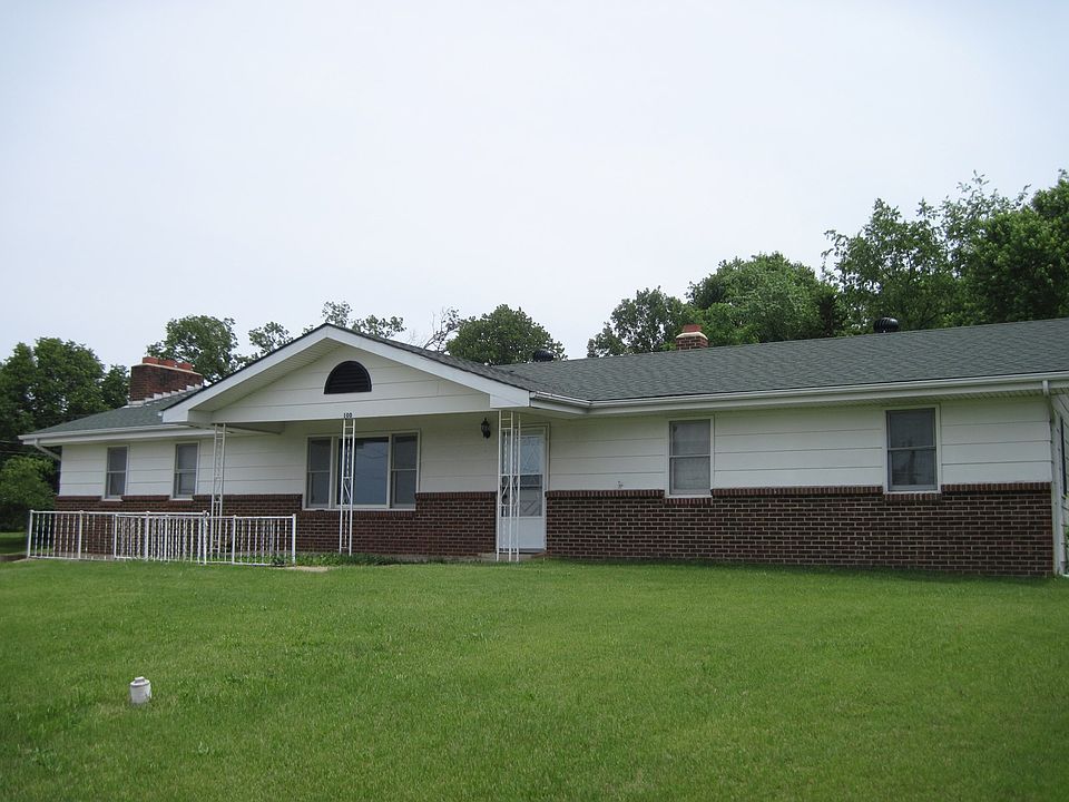 1st image of 100 S Dilworth Ln
