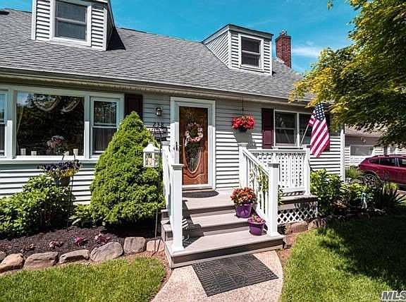 2nd image of 238 Cambon Ave