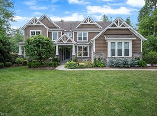 7915 McFarland Rdg, Chagrin Falls, OH 44023