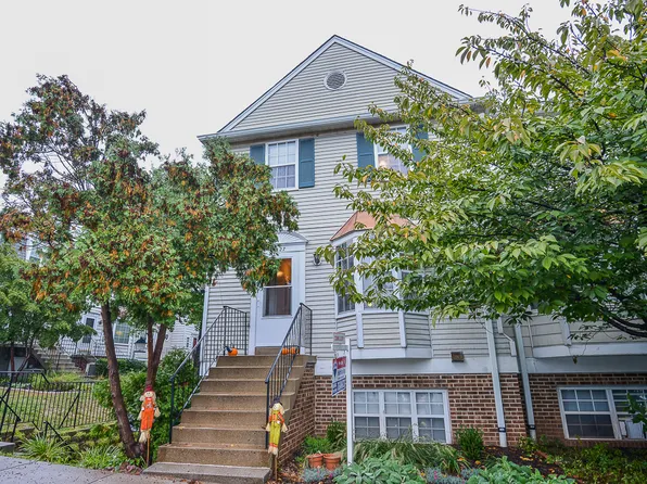 4127 Weeping Willow Ct, Chantilly, VA 20151