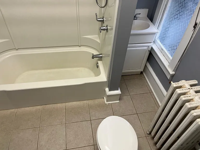 217 Kings Hwy E #2 — Photo 8