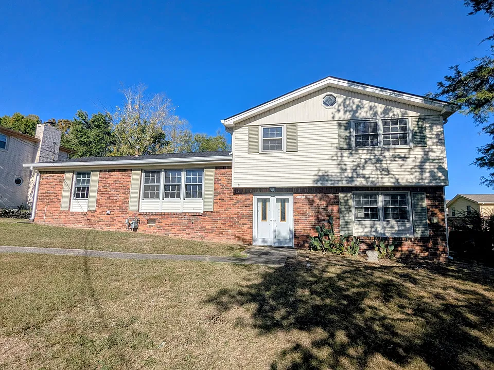 2640 Ravine Dr