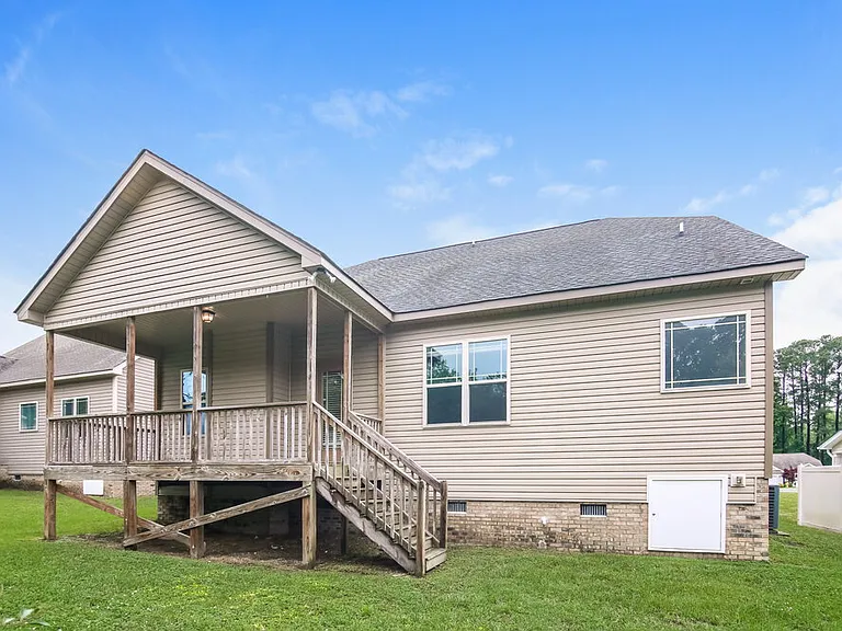 3016 Watsonia Dr — Photo 17
