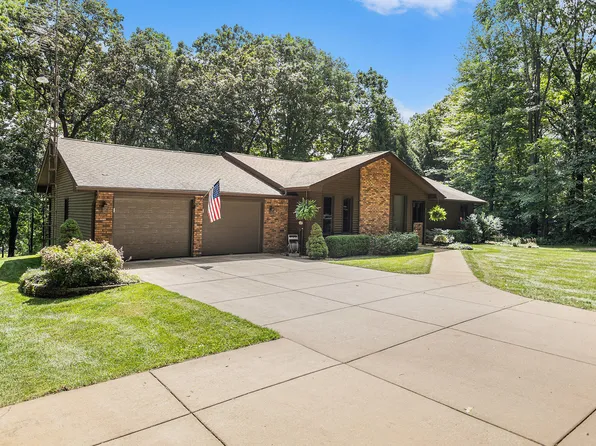 106 Chapin Lake Trl, Marshall, MI 49068