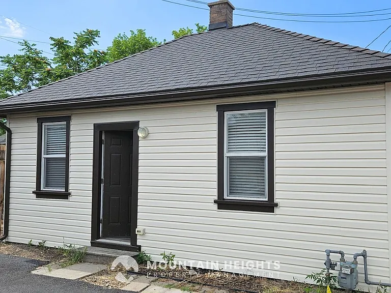 1074 E Kensington Ave — Photo 15