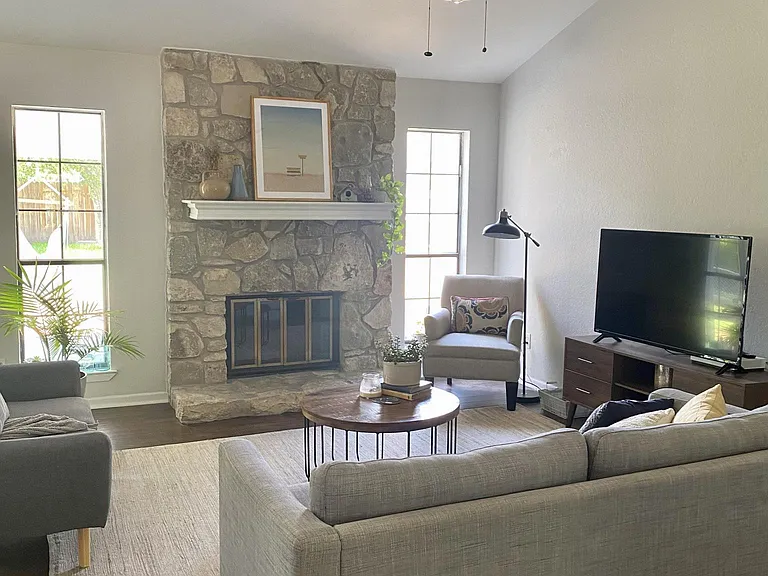 601 White Wing Way — Photo 3