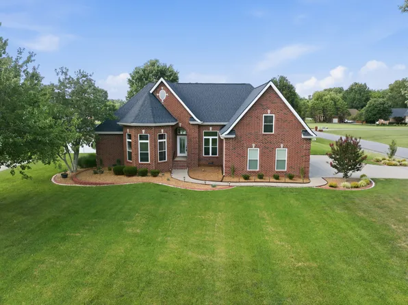 102 Copperas Ct, Murfreesboro, TN 37128