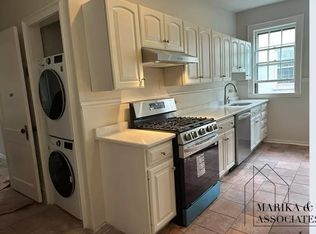 67 Green St, Brookline, MA 02446