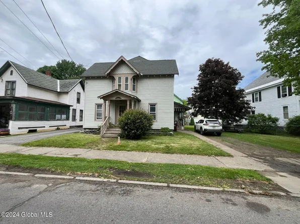 130 Spring Street, Gloversville, NY 12078
