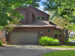 23815 Lake Rd, Bay Village, OH 44140