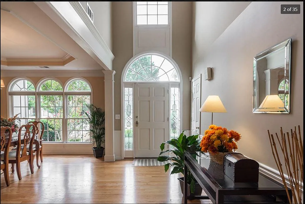 4 bed, 3.5 bath, 2985 sqft, $3,700 — Photo 3