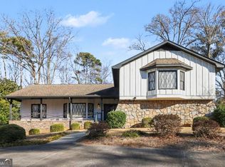 1905 Castleway Ln, Atlanta, GA