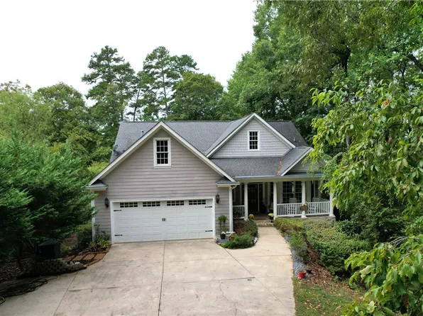 26 Westwind Ct, Seneca, SC 29672