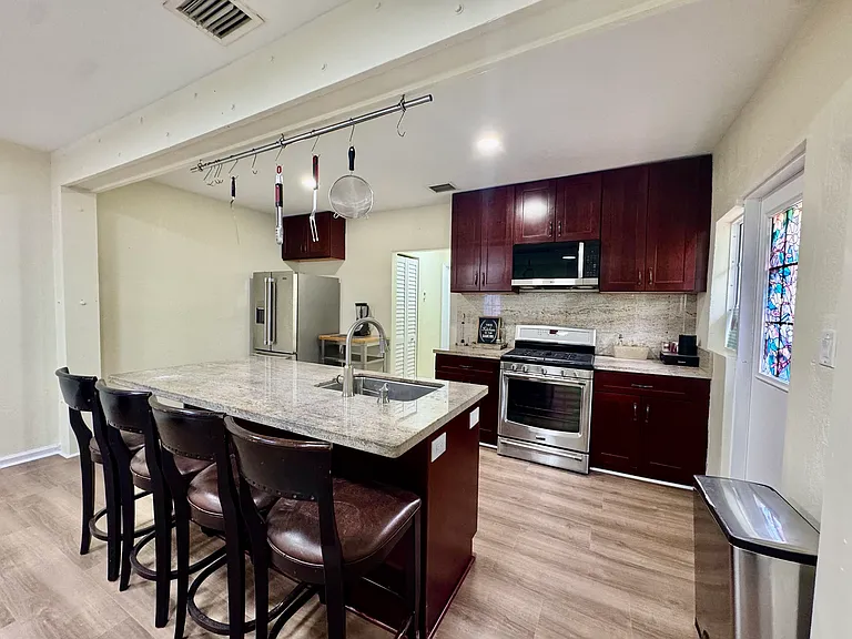 714 N Federal Hwy #1 — Photo 6