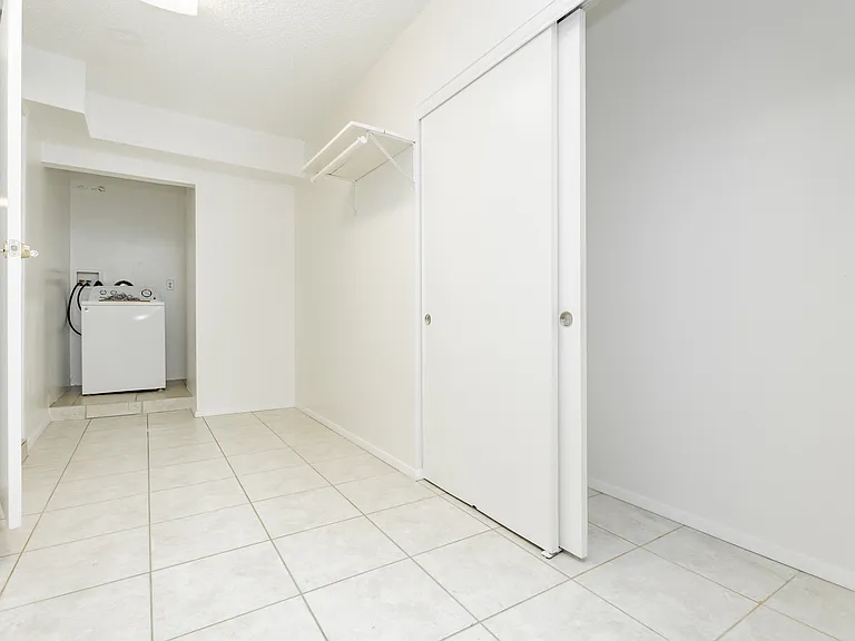 3969 Manford Cir — Photo 13