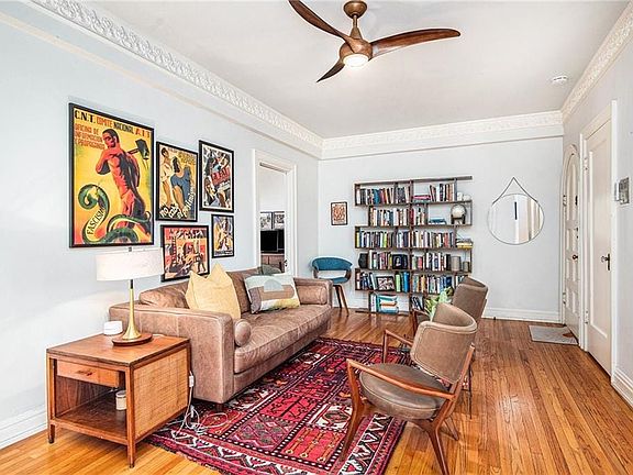 5th image of 311 Emanuel Cleaver Blvd #301