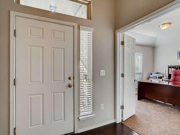 4th image of 6017 Heron Dr