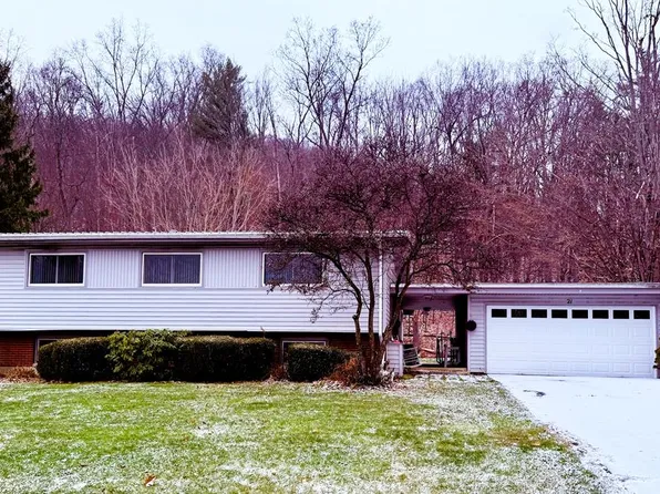 21 Sunny Dell Cir, Horseheads, NY 14845