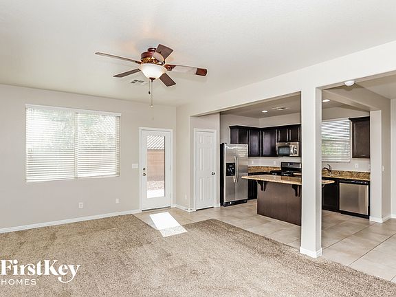 4th image of 8120 Pink Desert St
