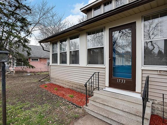 2nd image of 1533 Breda Ave