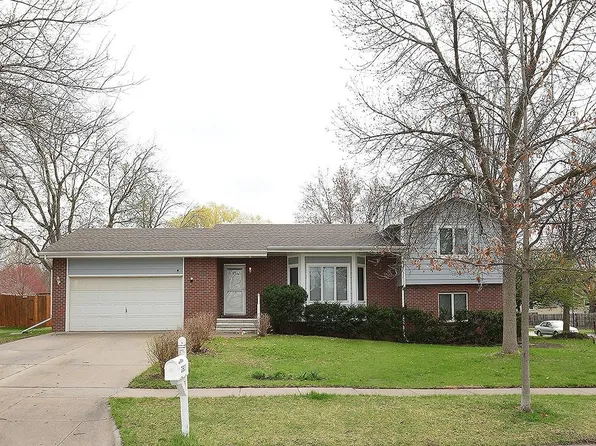 2801 Coronado Dr, Lincoln, NE 68516