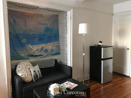 Rented by Steven Corcoran Real Estate | media 18