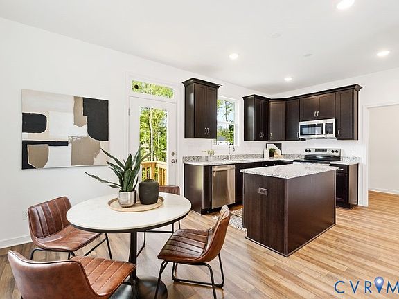 7th image of this home