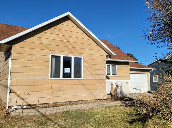 525 N F St, Broken Bow, NE 68822
