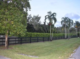 11537 E Rambling Dr, Wellington, FL 33414