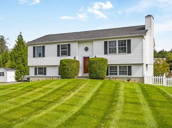 31 White Oak Circle, Wingdale, NY 12594