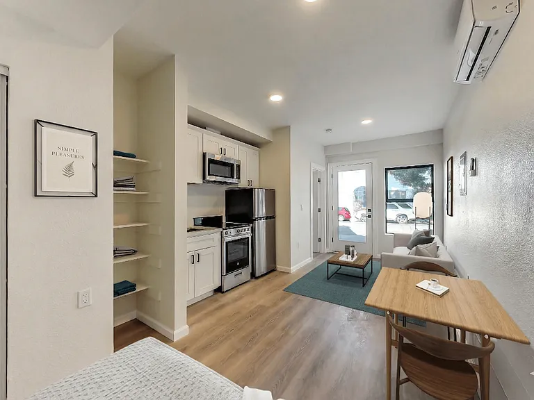 Oak Haus — Photo 14