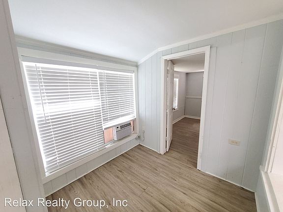 2nd image of 2925 7th Ave W #11161181