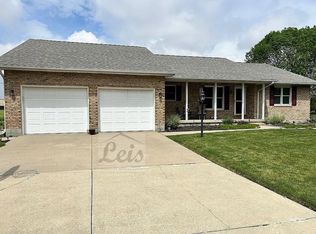 17 Seminole Ln, Arcanum, OH 45304