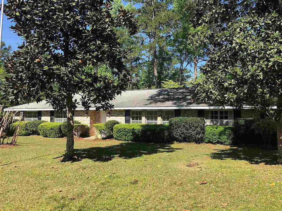 1st image of 3104 Tipperary Dr