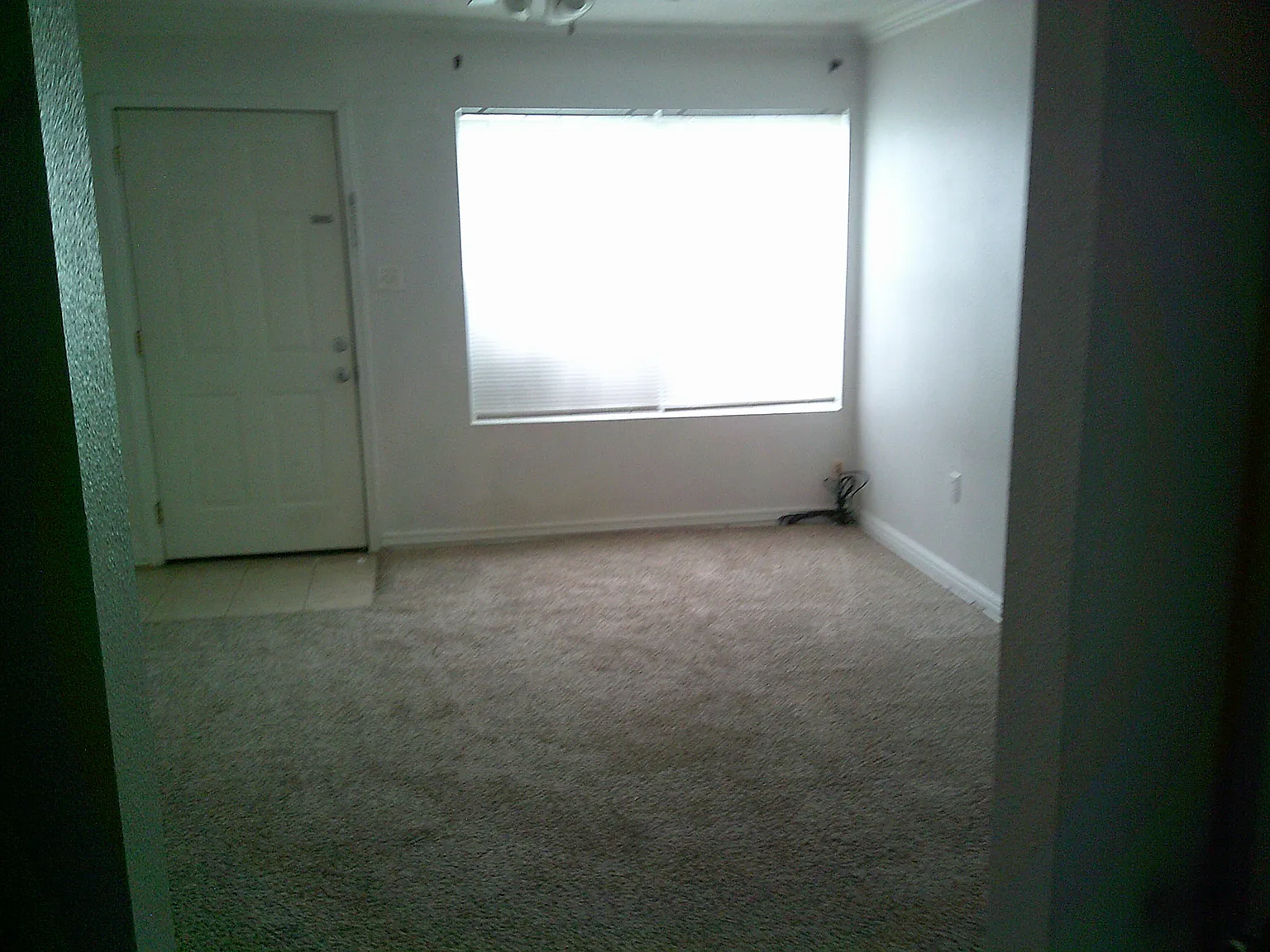 2 bed, 727 sqft, $620 — Photo 2