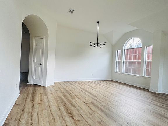 3rd image of 10613 Dry Creek Ln