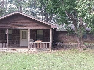 51 Thomas Dr, Valley Grande, AL 36701