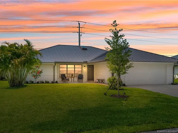 5110 SE Hanson Cir, Stuart, FL 34997